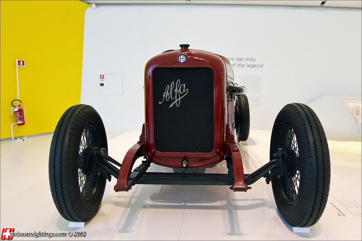 The evolution of the Alfa Romeo badge | Used Alfa Romeo